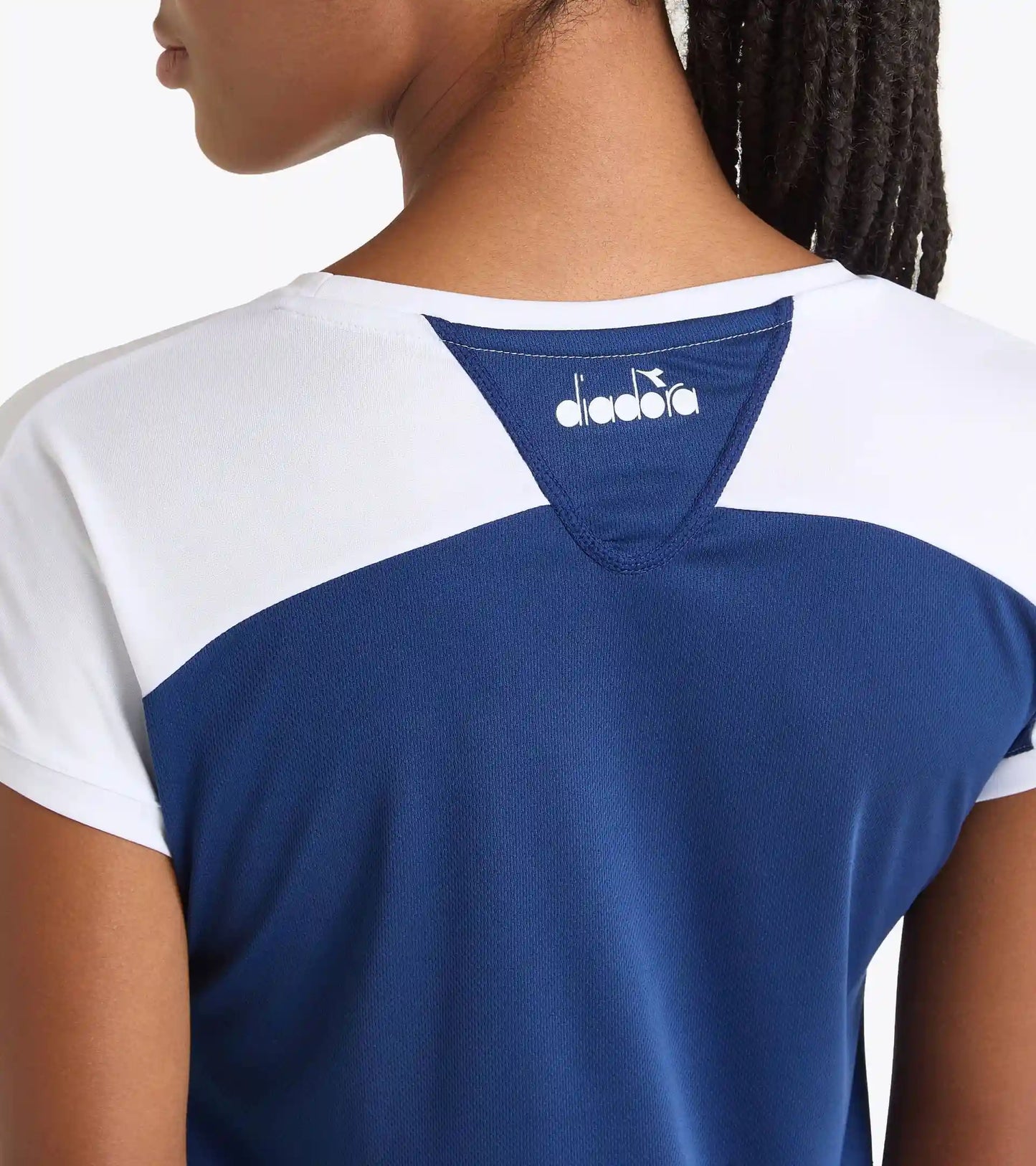 L. T-SHIRT COURT