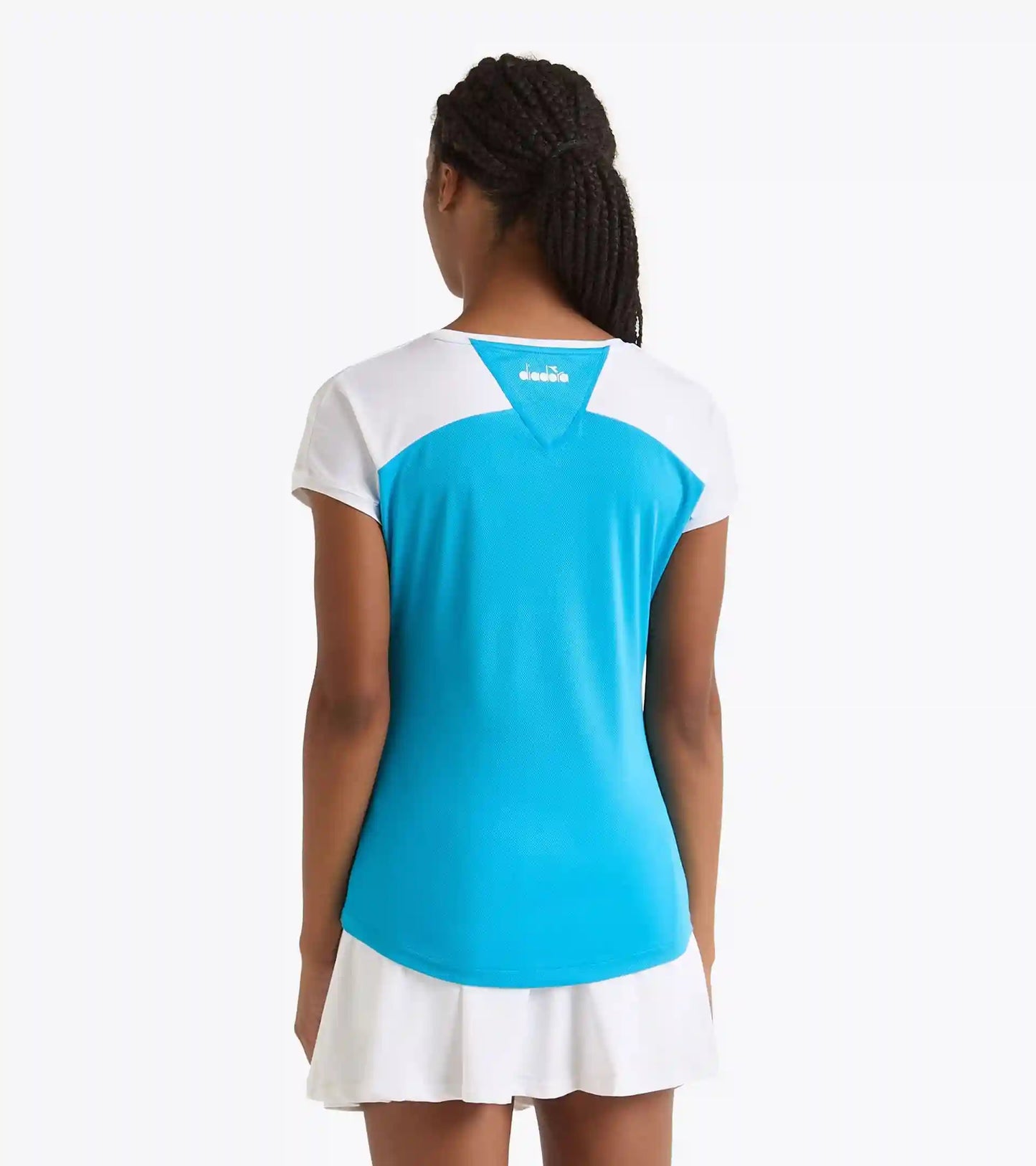 L. T-SHIRT COURT