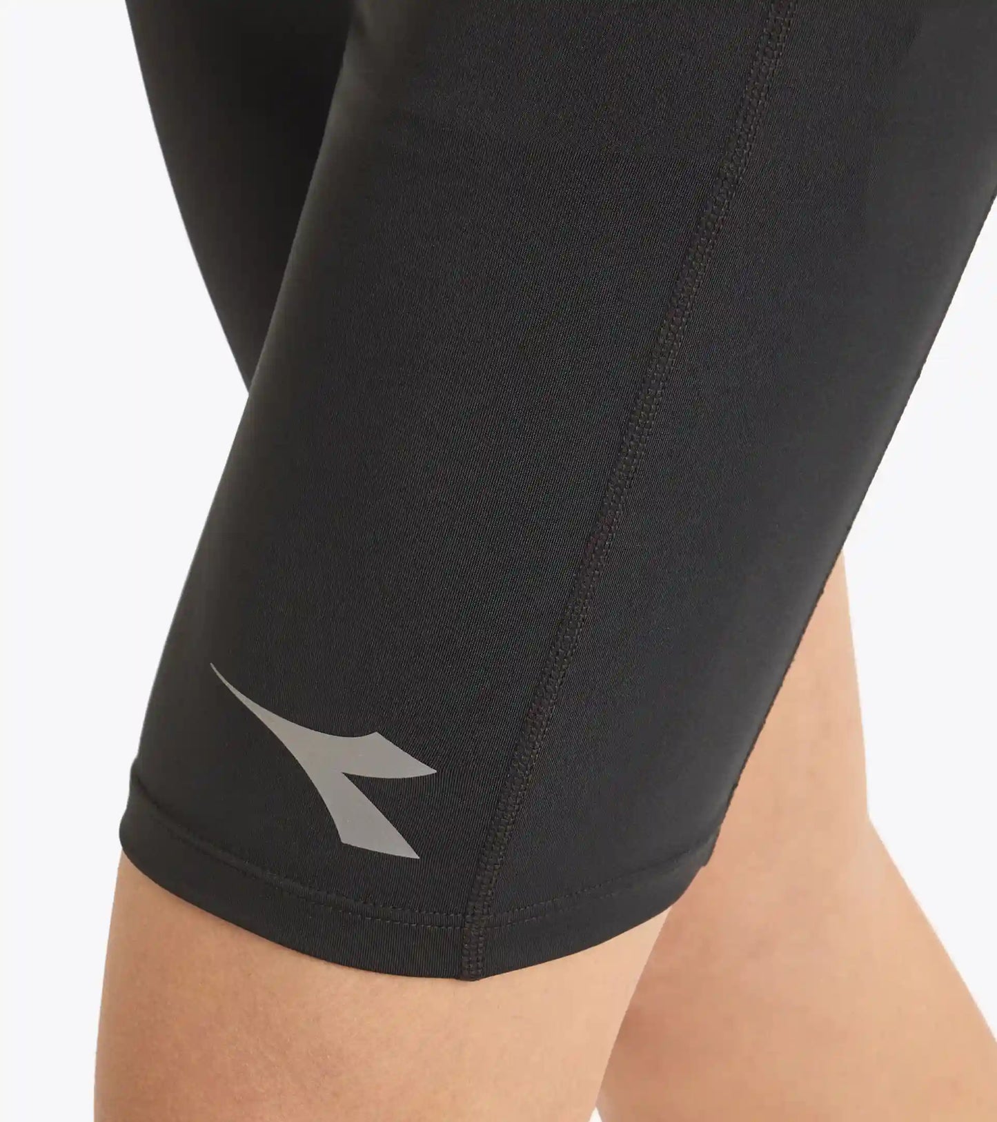 SHORT TIGHTS