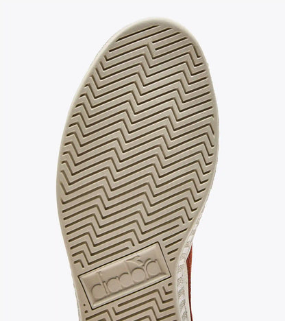 GAME L LOW WAXED SUEDE POP