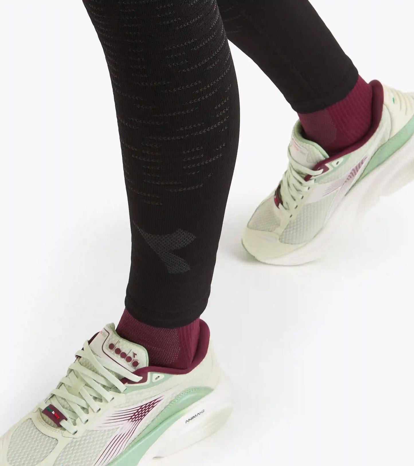 L. RUN TIGHTS STRATOUNO