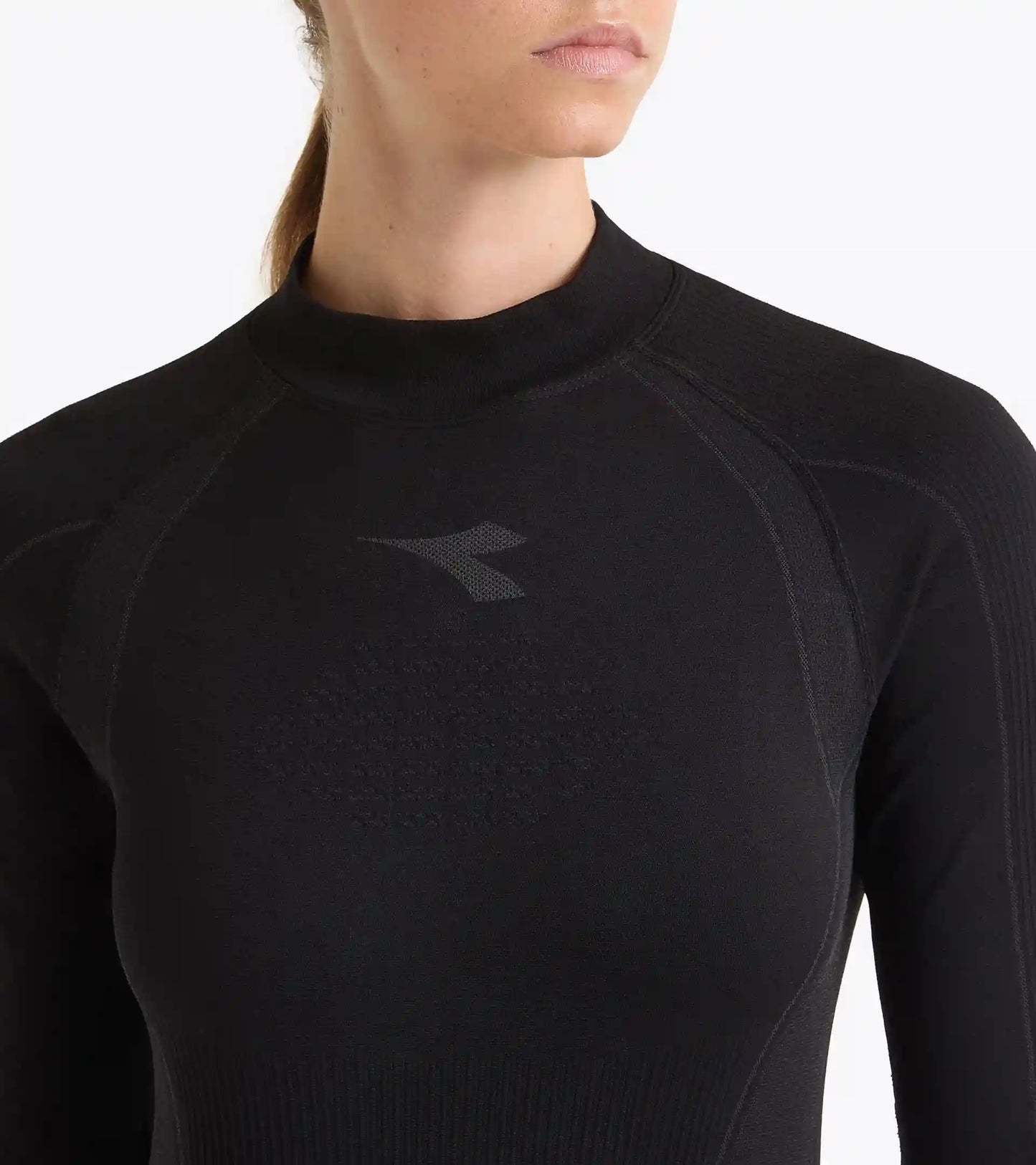 L. TURTLE NECK STRATOZERO