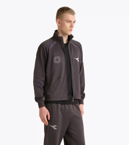 TRACK JACKET LACK OF GUIDANCE
