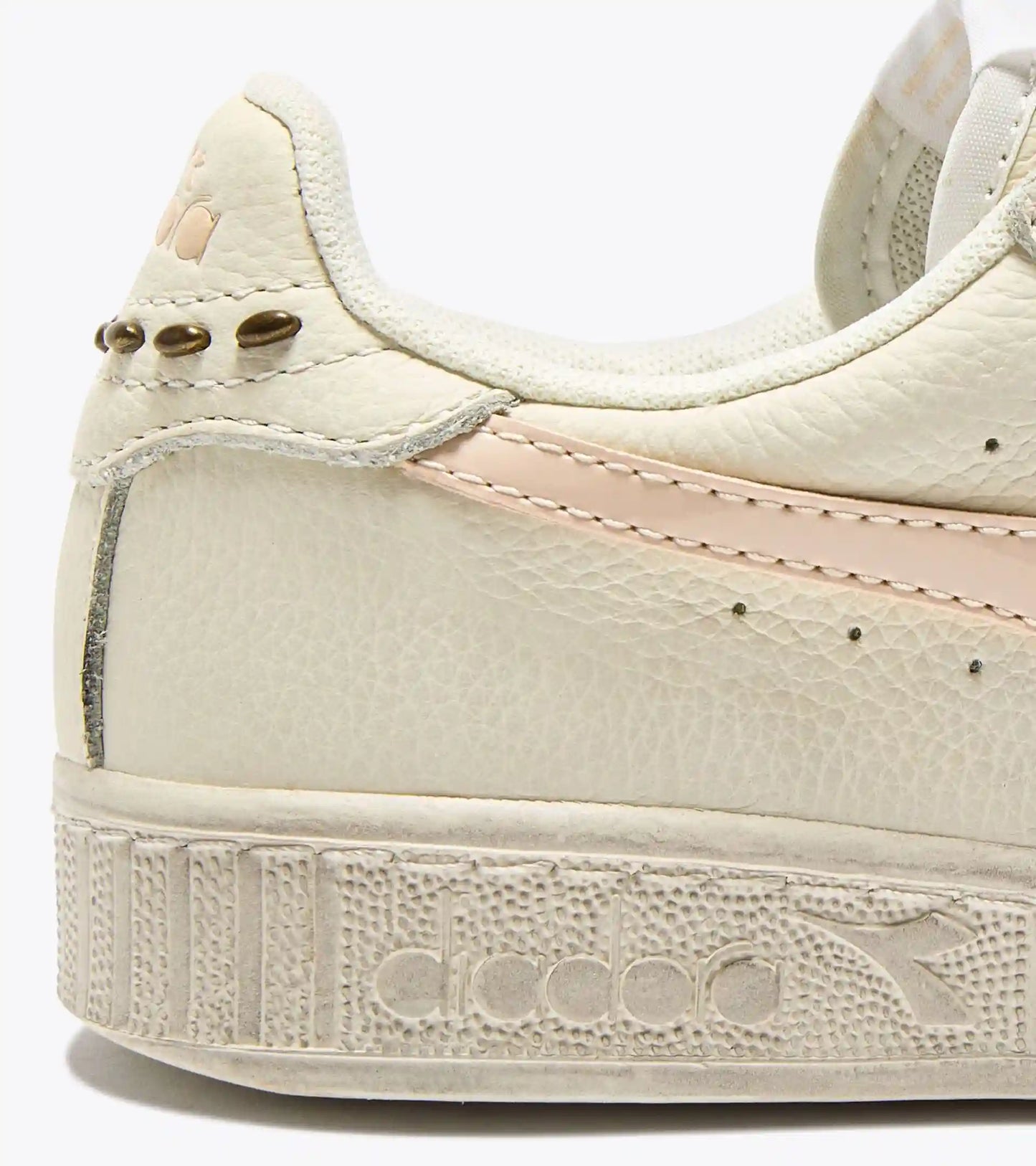 GAME L LOW WAXED STUDS WN