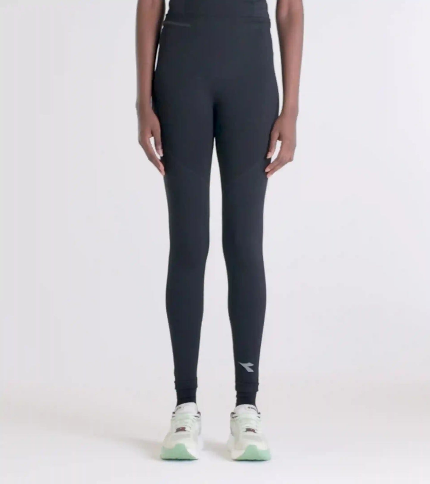 L. TIGHTS STRATOZERO