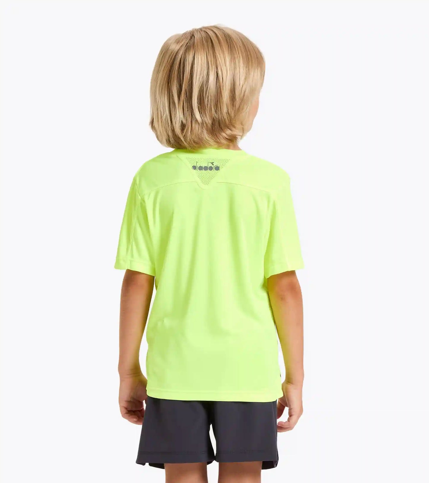 J. T-SHIRT TEAM