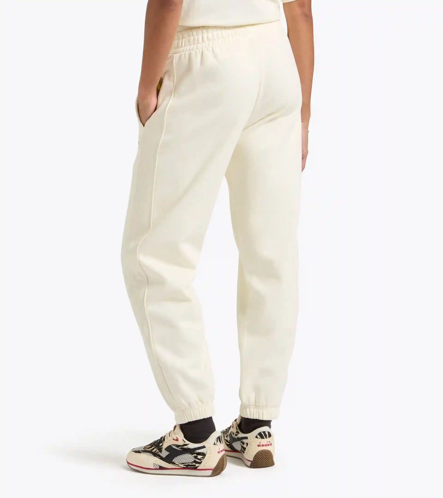 L. PANTS LOGO (BR)