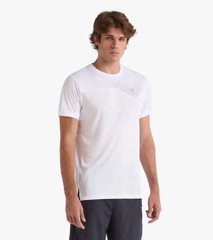 T-SHIRT COURT