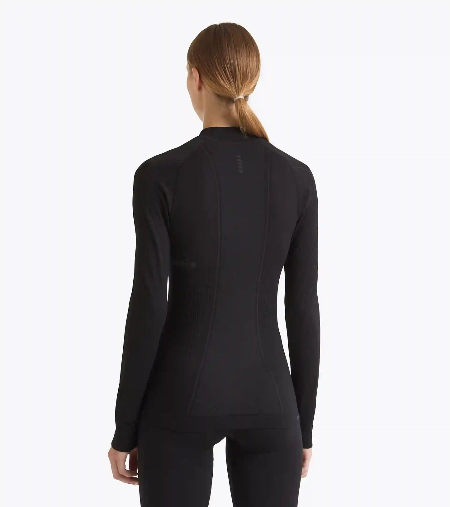 L. TURTLE NECK STRATOZERO