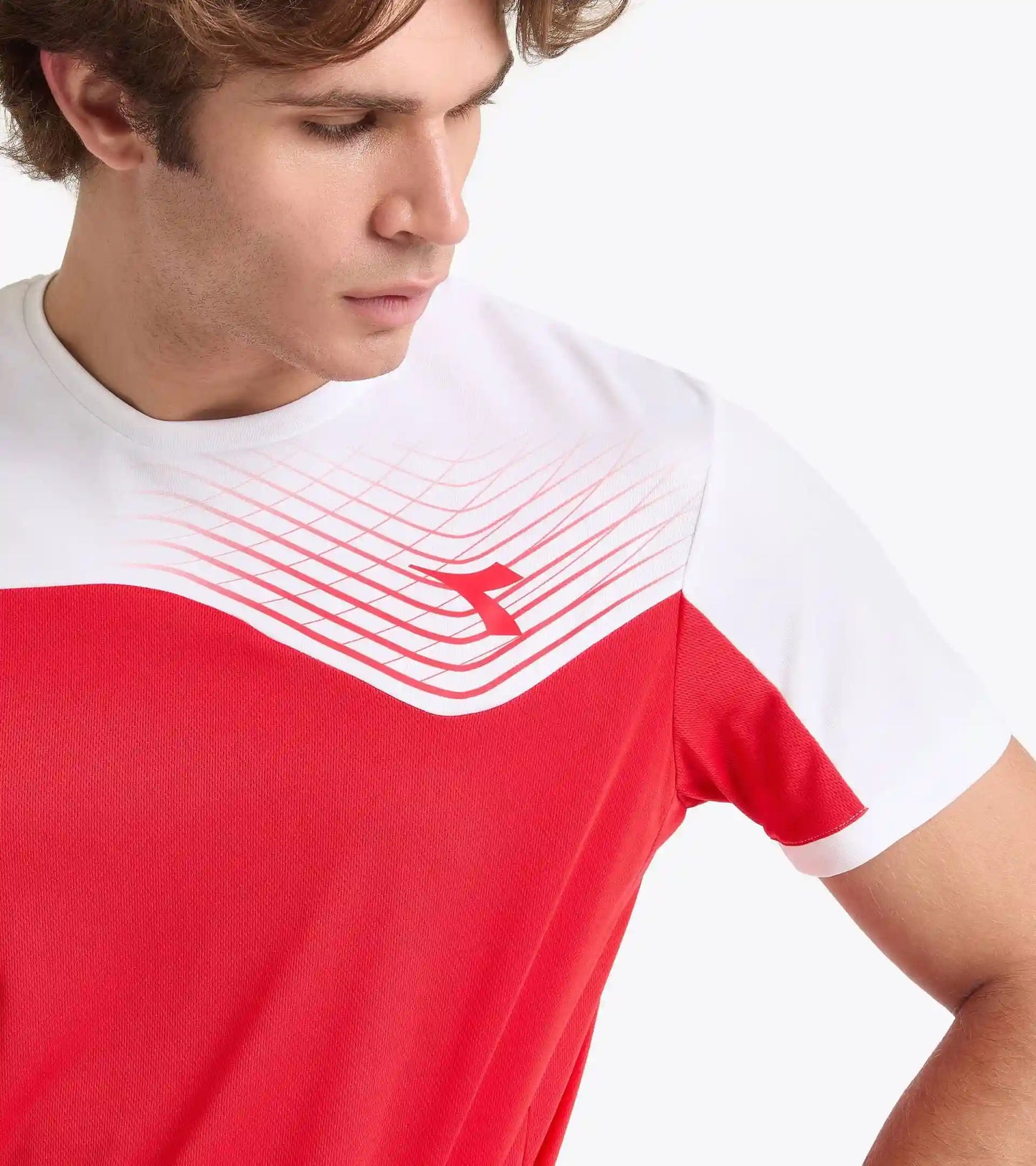 T-SHIRT COURT