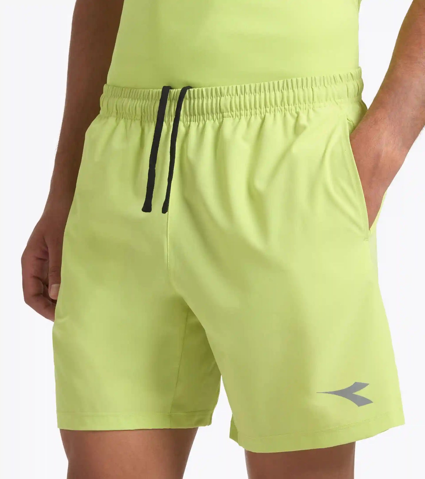 SHORTS 7