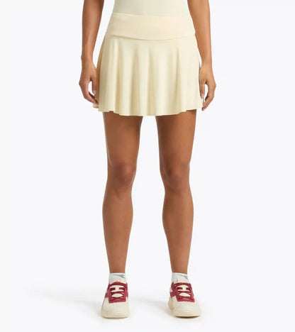 L. SKIRT COURT