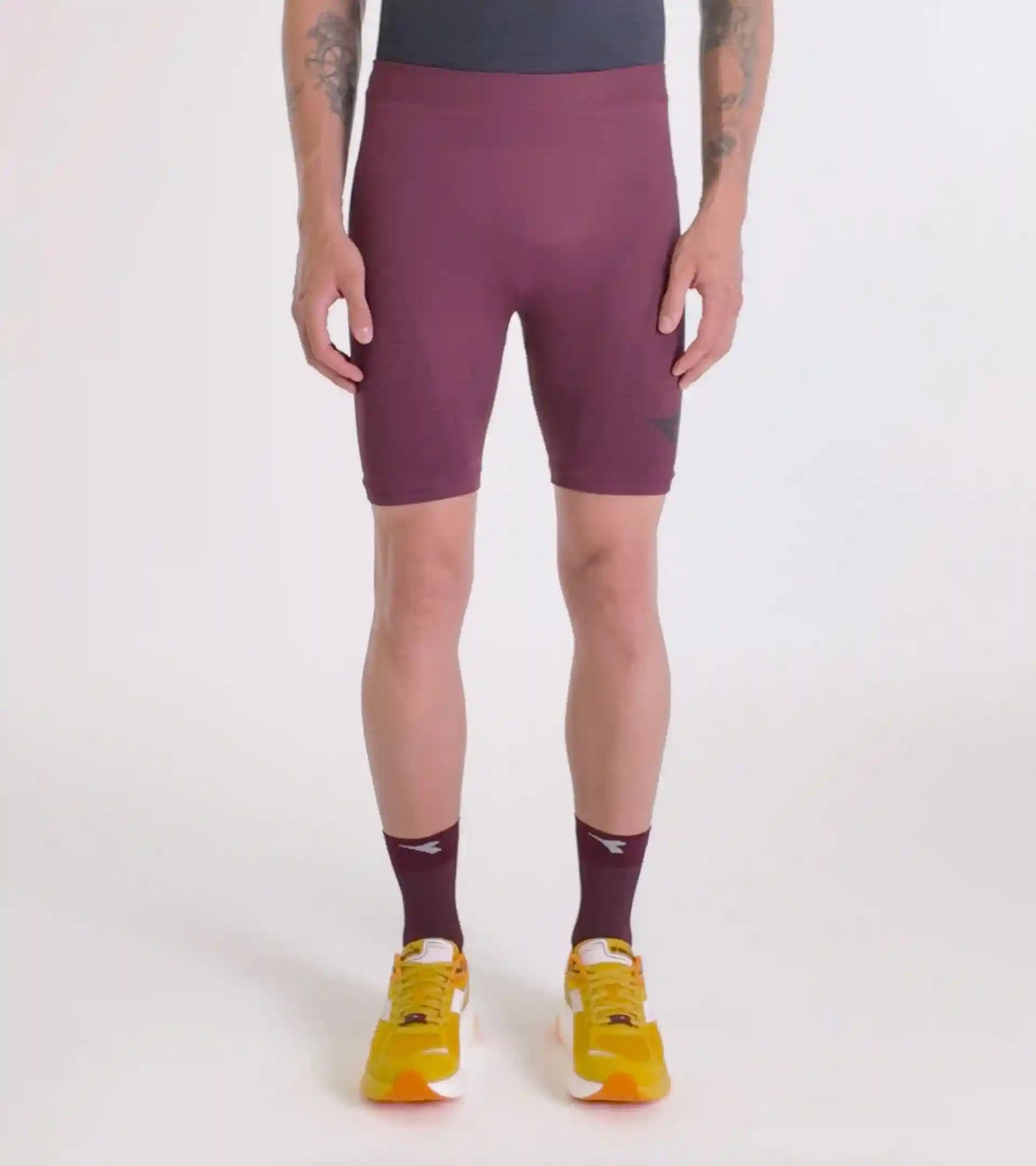 STRATOUNO HALF-TIGHT