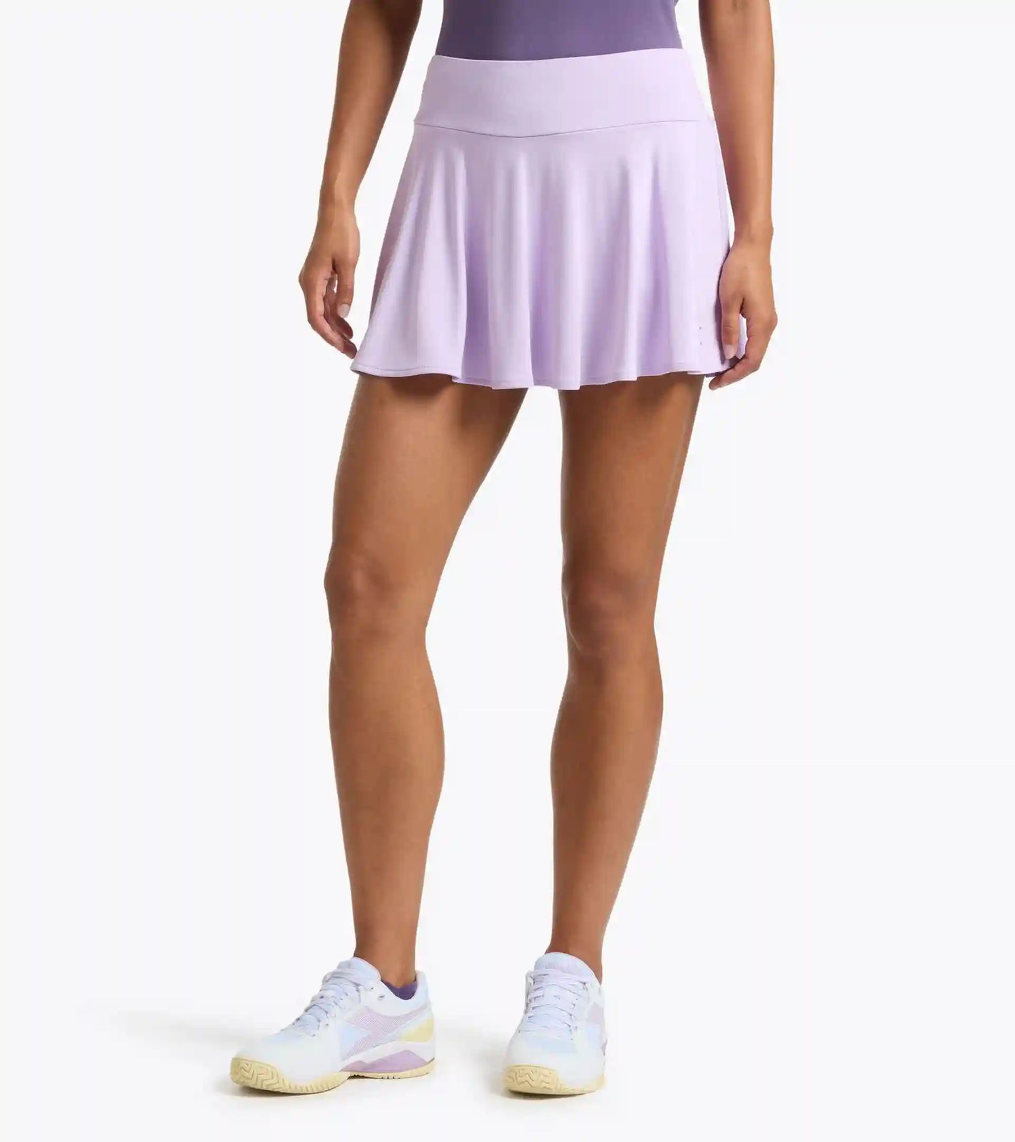 L. SKIRT COURT