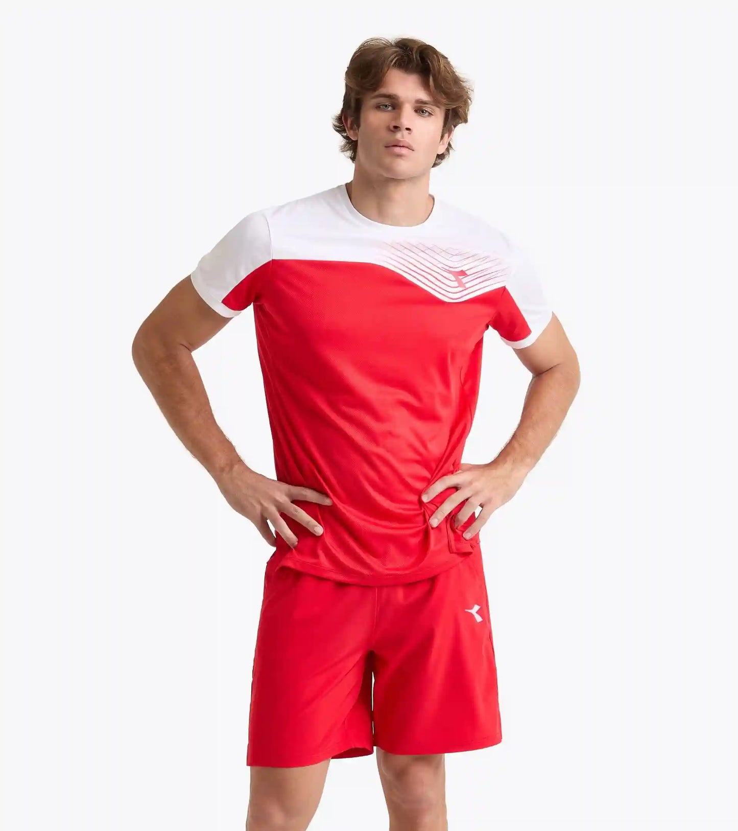 T-SHIRT COURT