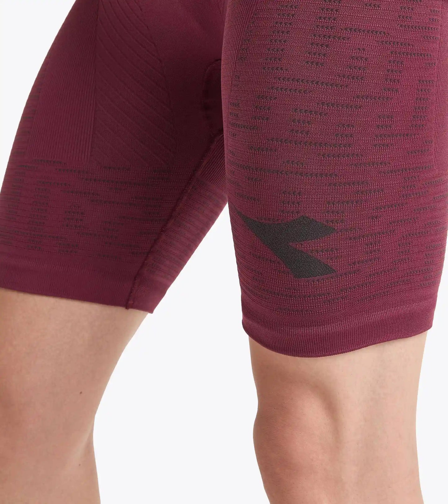 STRATOUNO HALF-TIGHT