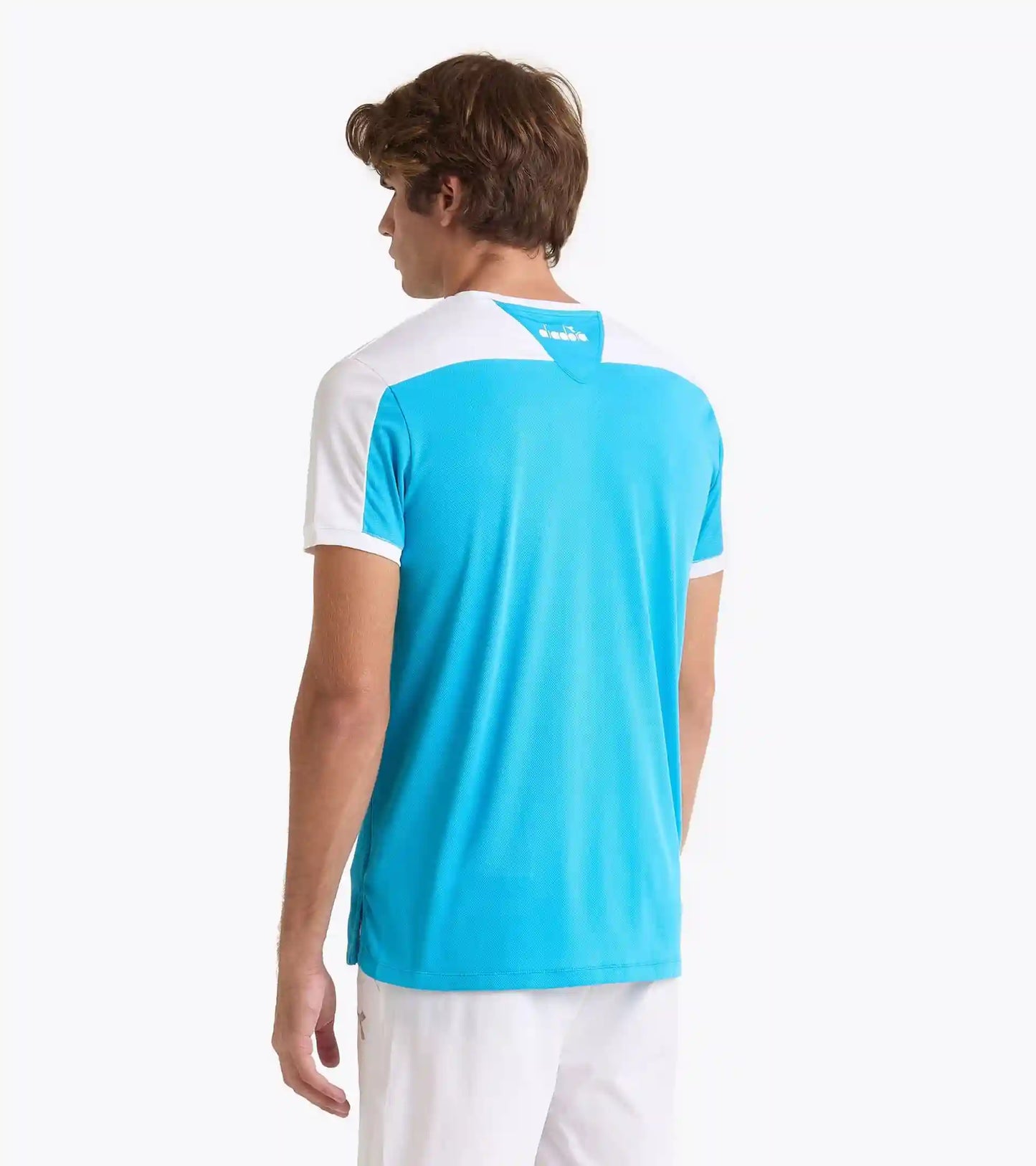 T-SHIRT COURT