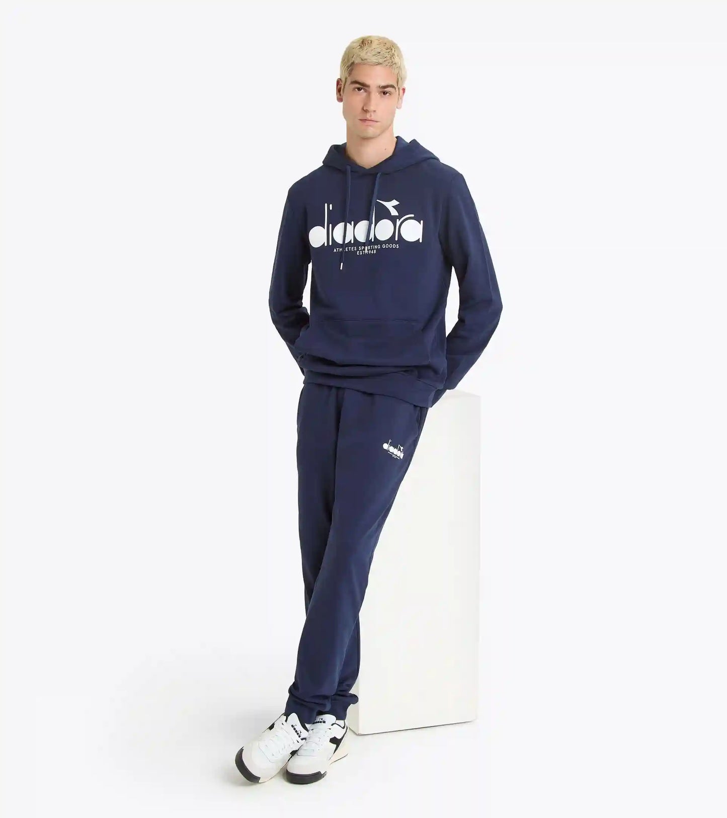 HOODIE LOGO