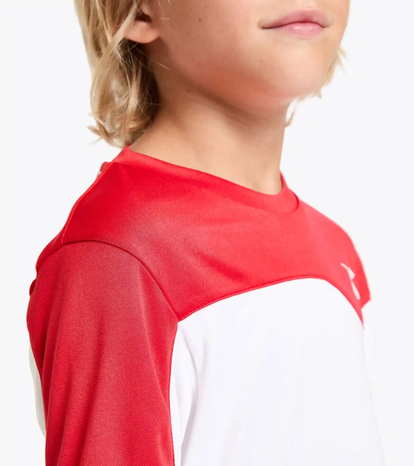 J. T-SHIRT TEAM
