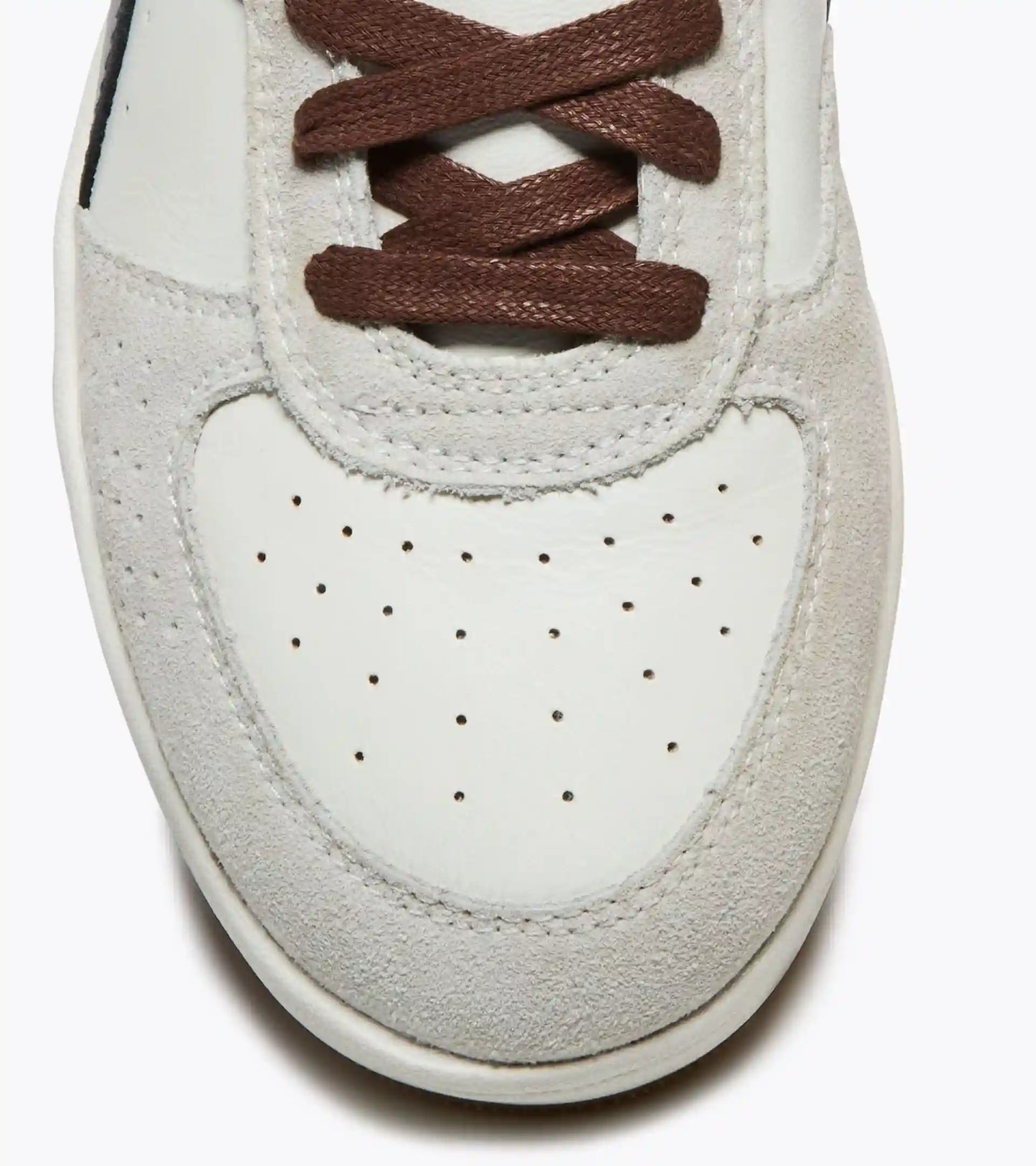 B.ELITE SPORTY