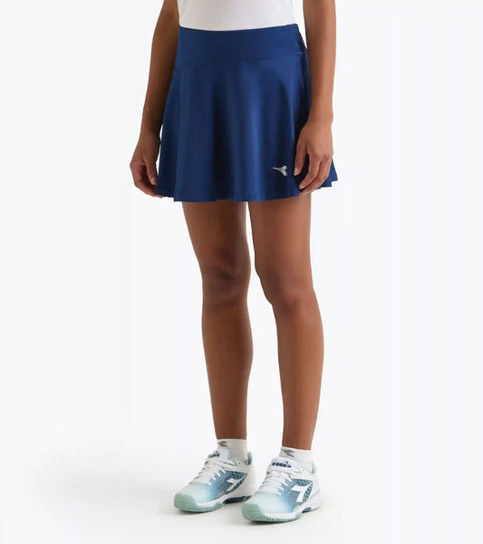 L. SKIRT COURT