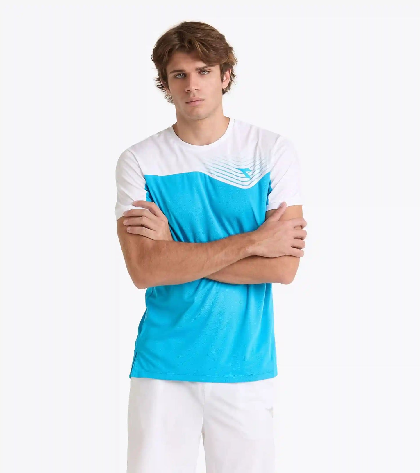 T-SHIRT COURT
