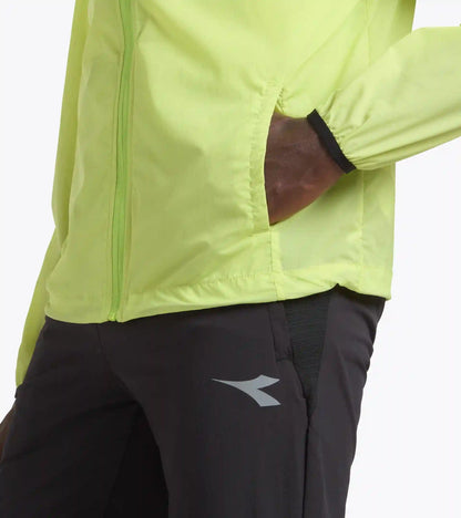 WINDBREAKER PACKABLE JACKET