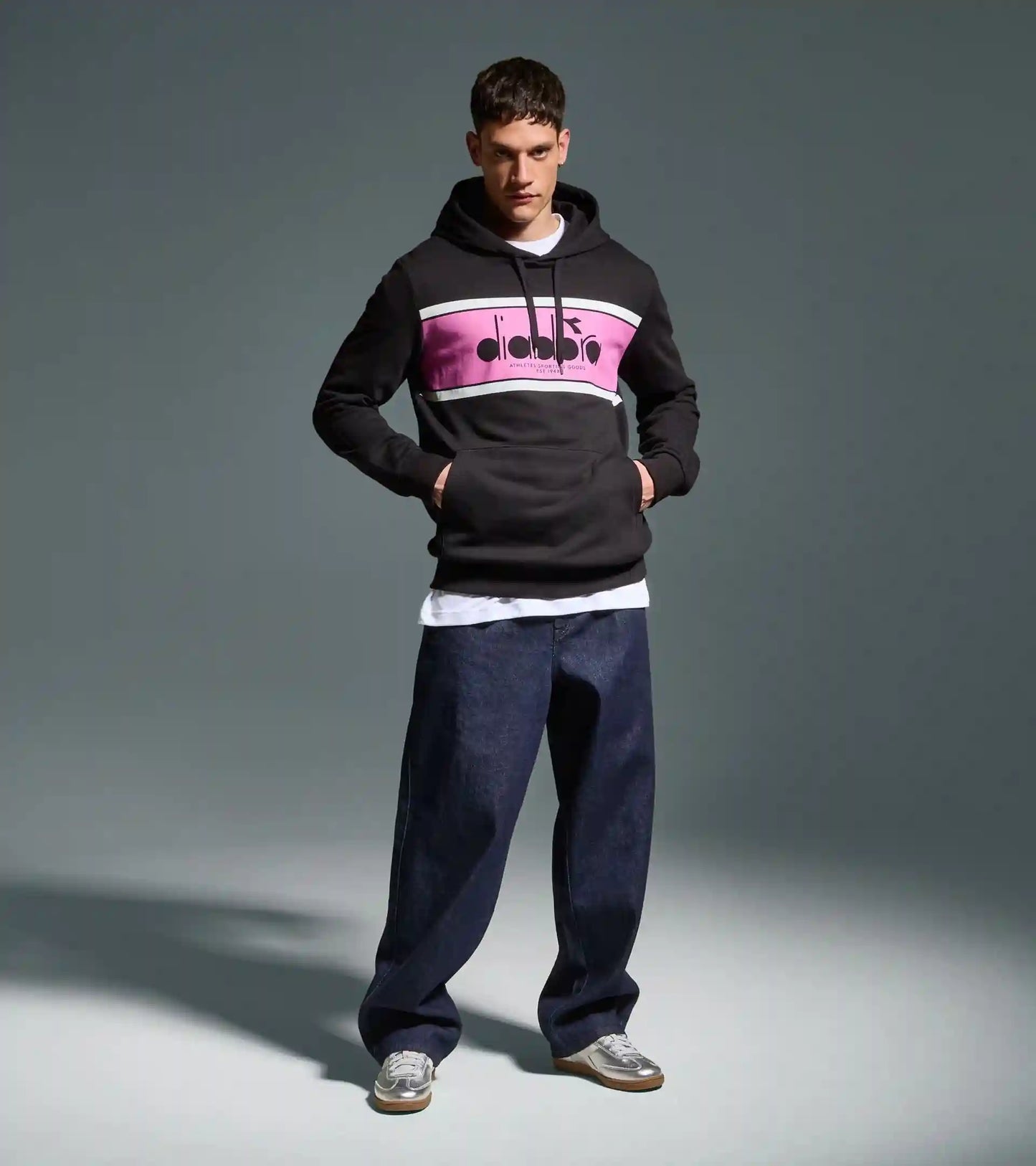 HOODIE LOGO