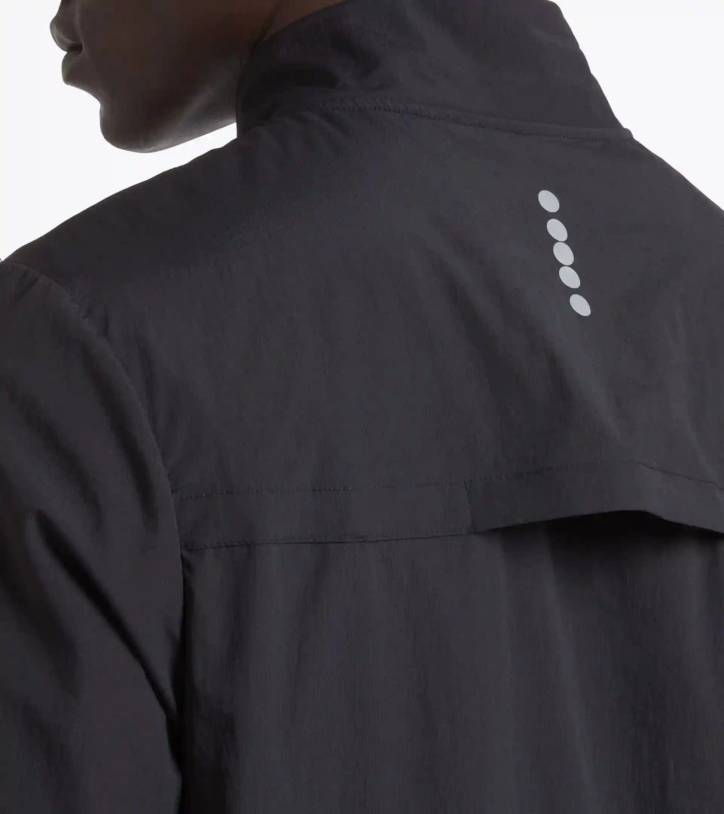 WINDBREAKER PACKABLE JACKET