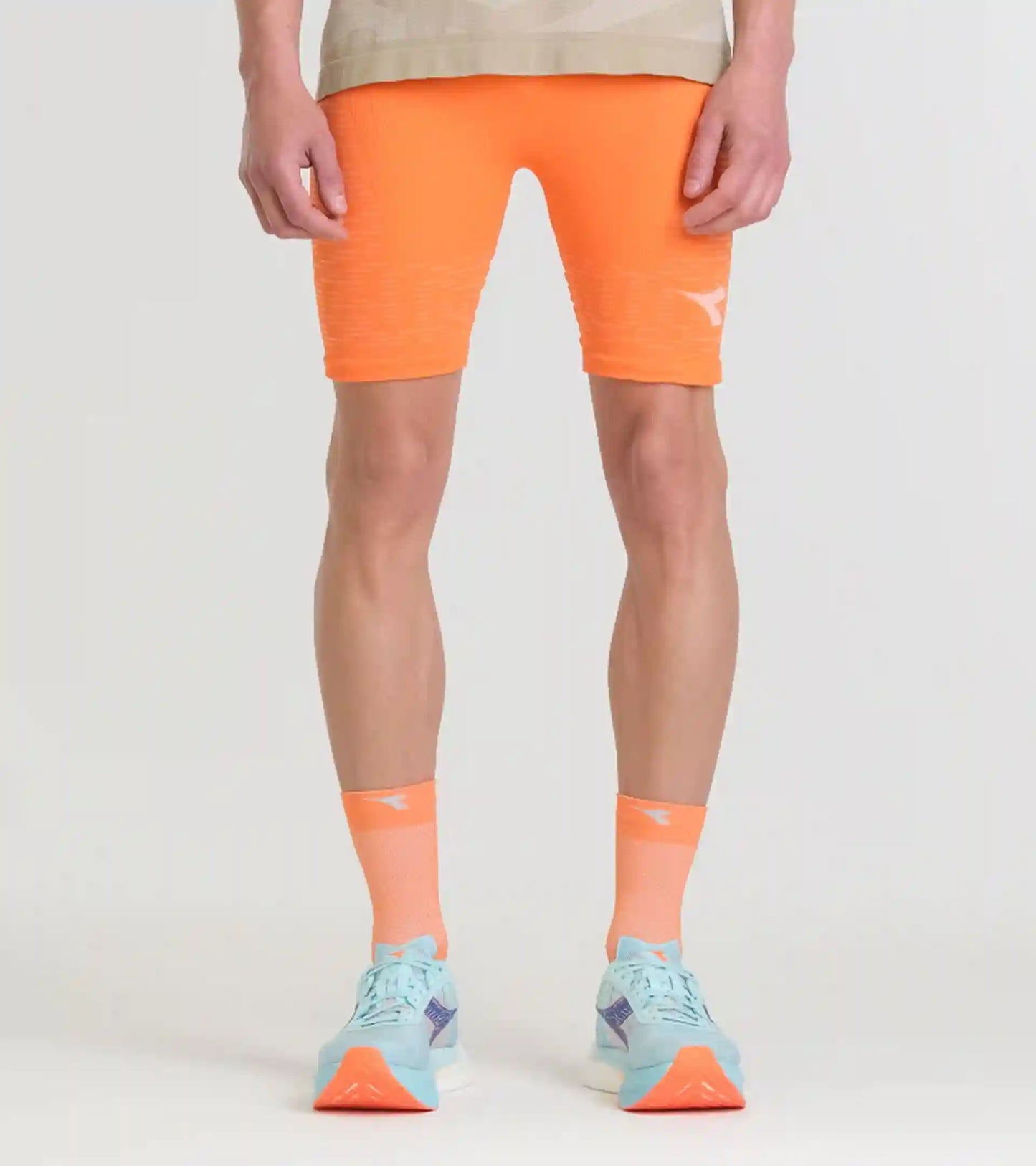STRATOUNO HALF-TIGHT