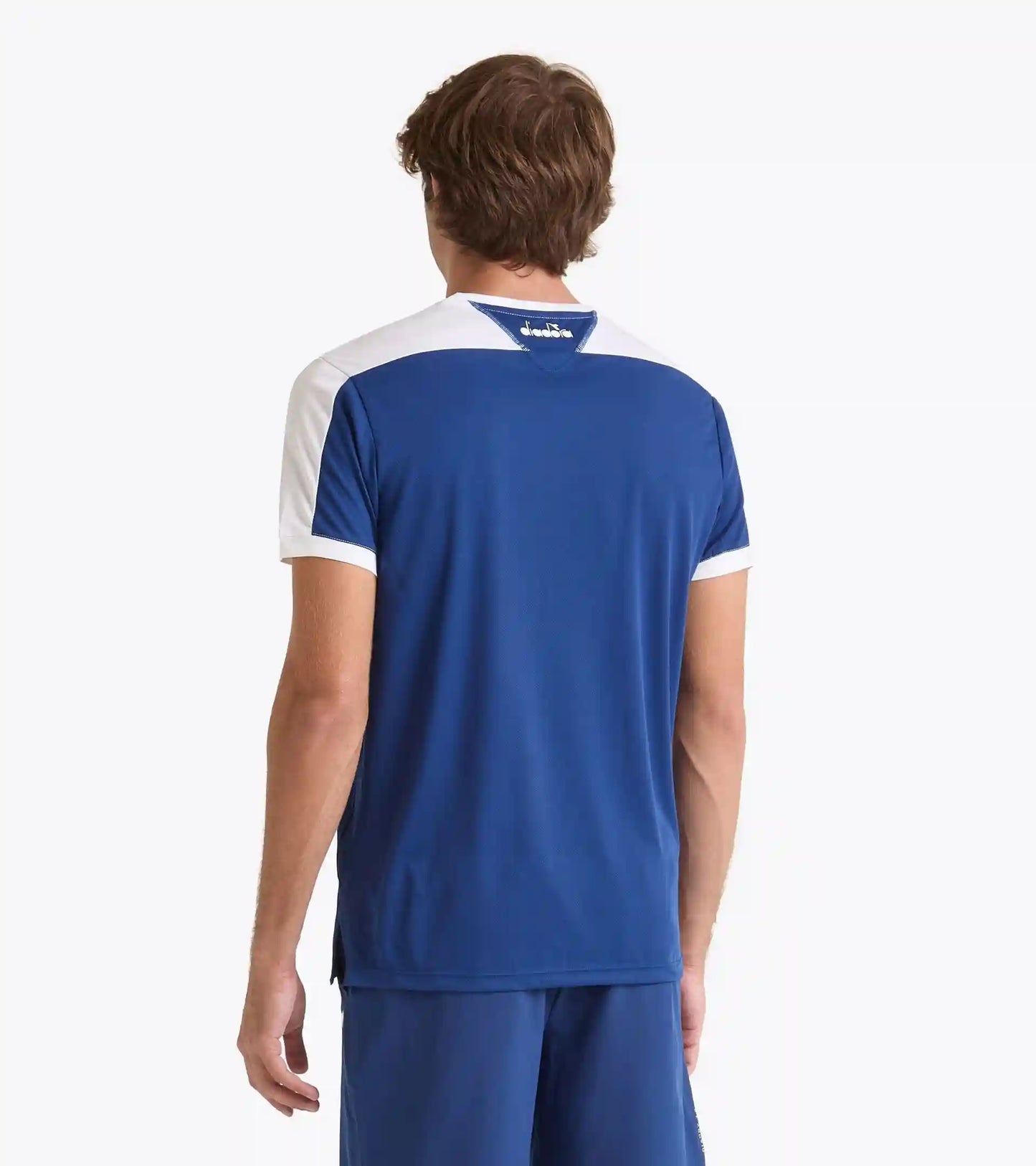 T-SHIRT COURT