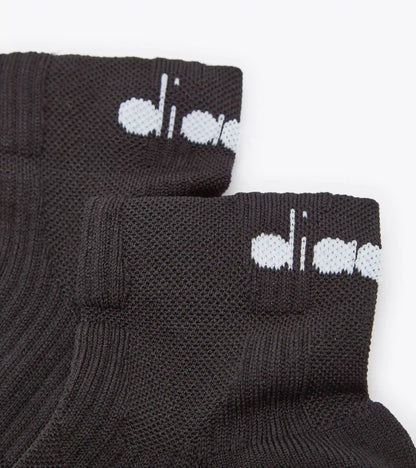 CUSHION QUARTER SOCKS