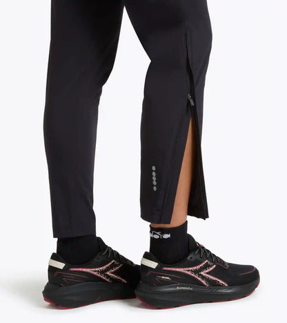 L. TECH PANTS