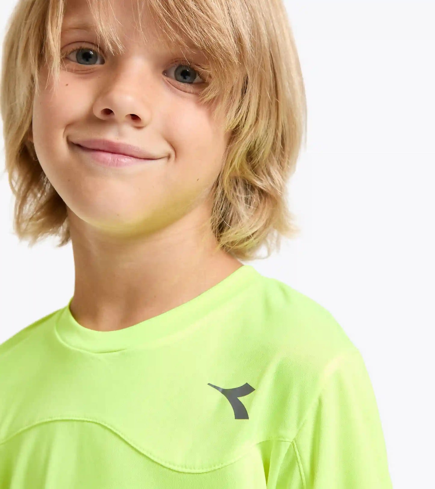 J. T-SHIRT TEAM