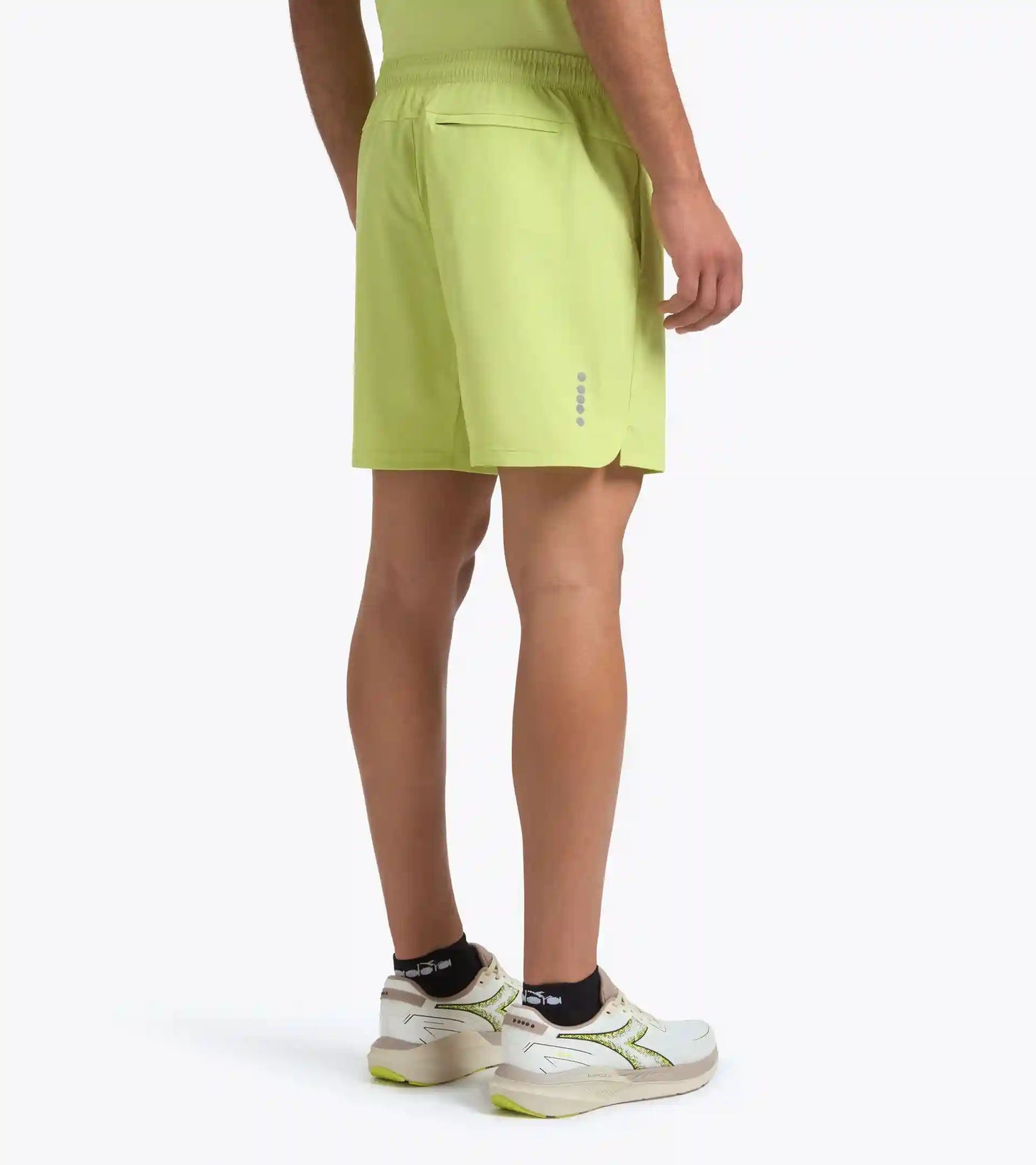 SHORTS 7