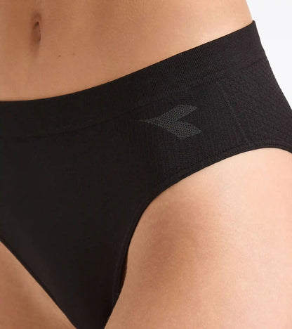 L. BRIEF STRATOZERO