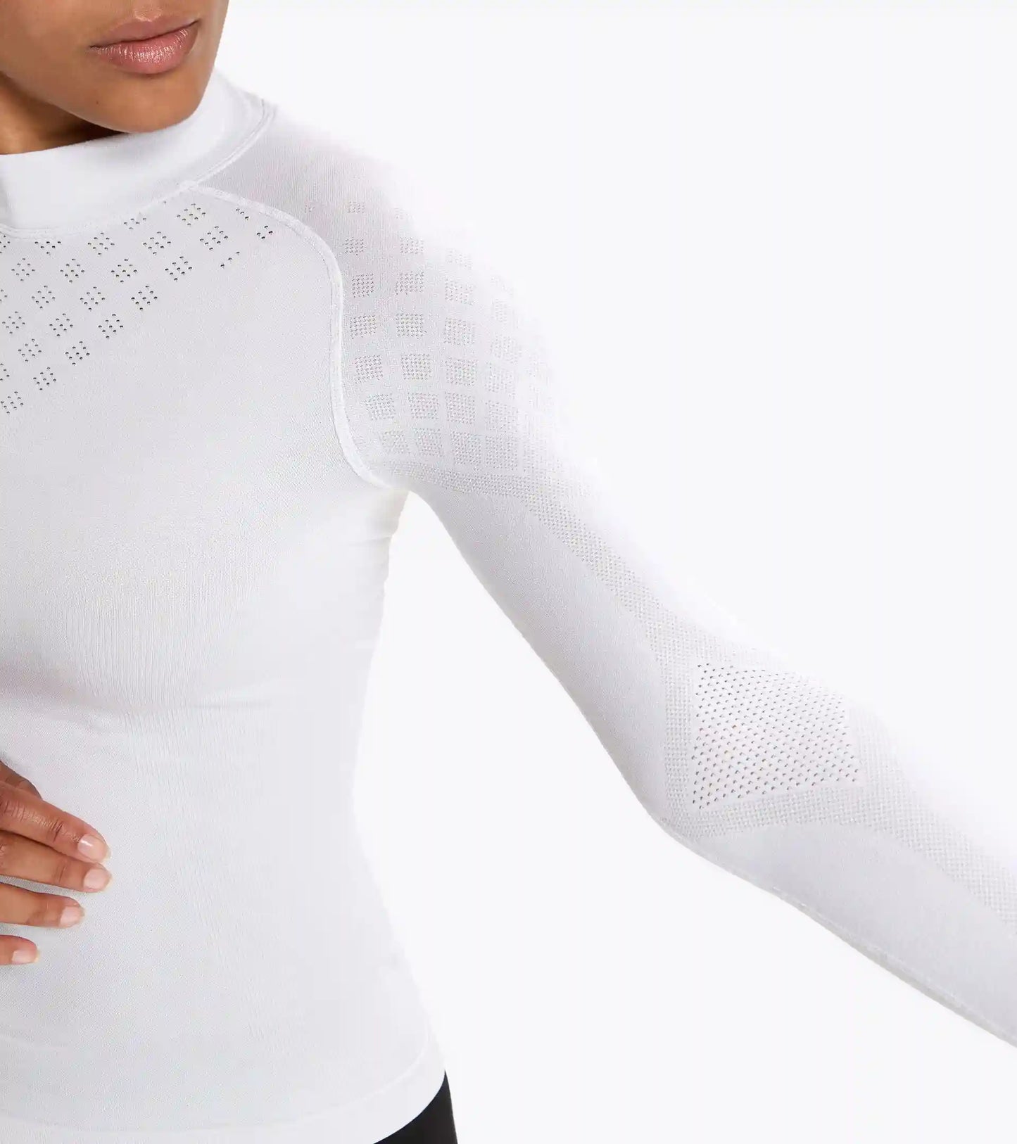 L. TURTLE NECK ACT